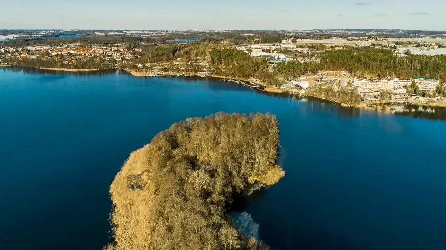  Tajemnicza wyspa na jeziorze Czos. Co tam odkryto?